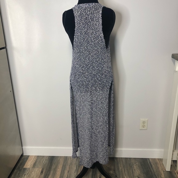 Coin 1804 Long Sleeveless Cardigan - Picture 5 of 5